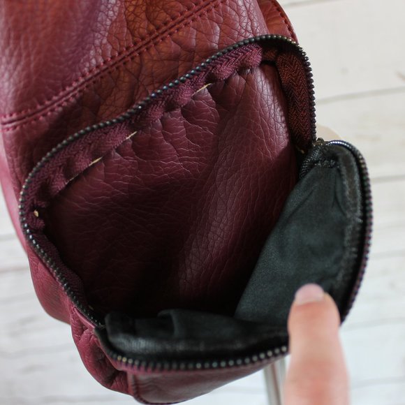 Colab Backpack/Handbag/Crossbody - Picture 7 of 8